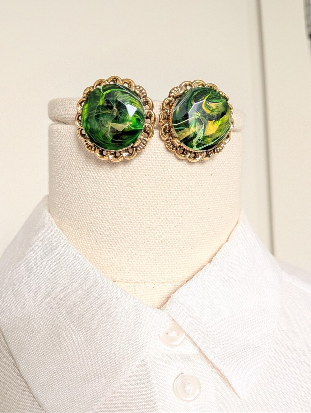 Vintage Signed West Germany Clip On Earrings Green Gold Foil Art Glass Scalloped